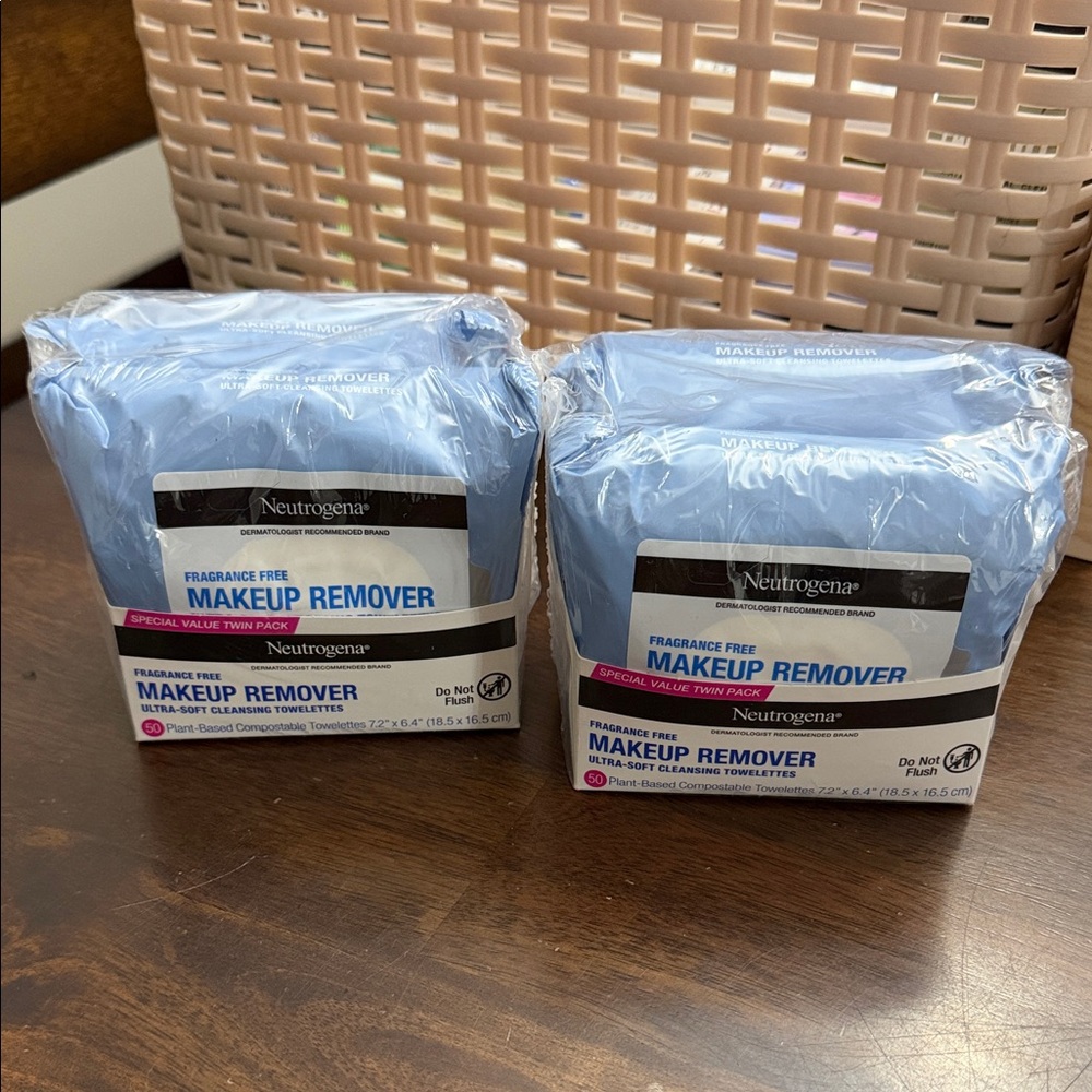 Neutrogena Blue Makeup Remover Wipes -‎ 2x 2packs